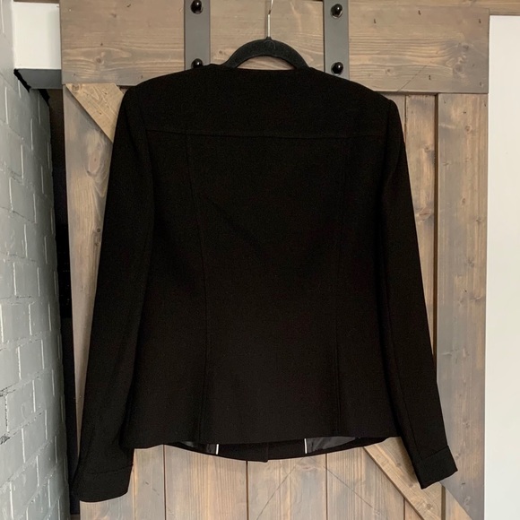 Calvin Klein button down  blazer - Picture 3 of 5